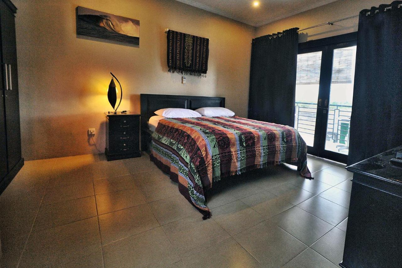 Wave House Gerupuk South Lombok Bed & Breakfast Praya Eksteriør bilde